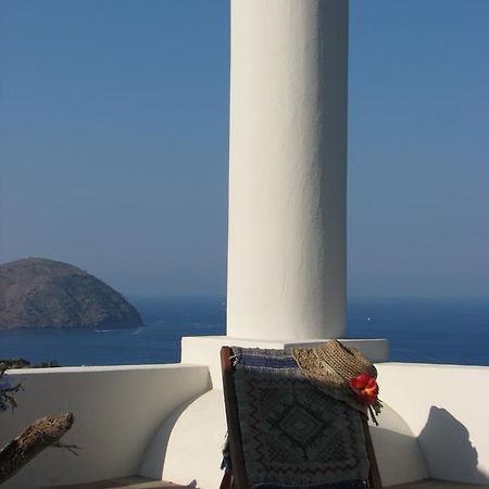 Casa Rossa Del Cappero Sottano Villa Lipari  Room photo